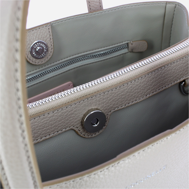 Torebka crossbody damska ze skóry naturalnej Coccinelle Coccinelleswap E1DVF180180 N80 Różowa (800070342924) - obraz 5