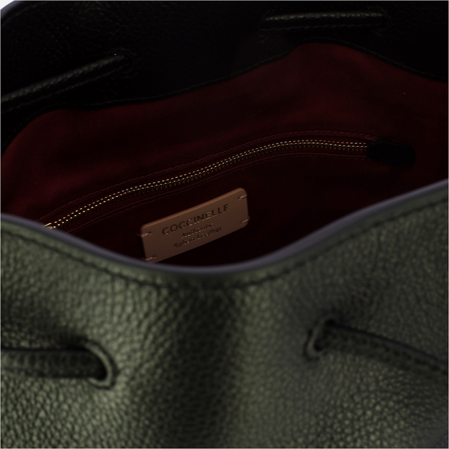 Torebka crossbody damska ze skóry naturalnej duża Coccinelle Beat E1TFK230101 001 Czarna (800070345910) - obraz 4