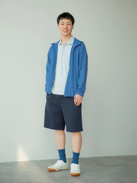 Ветровка женская Uniqlo 625674518 M Синяя (1159843460) - Фото 15 Ветровка женская Uniqlo 625674518 M Синяя (1159843460) - изображение 15