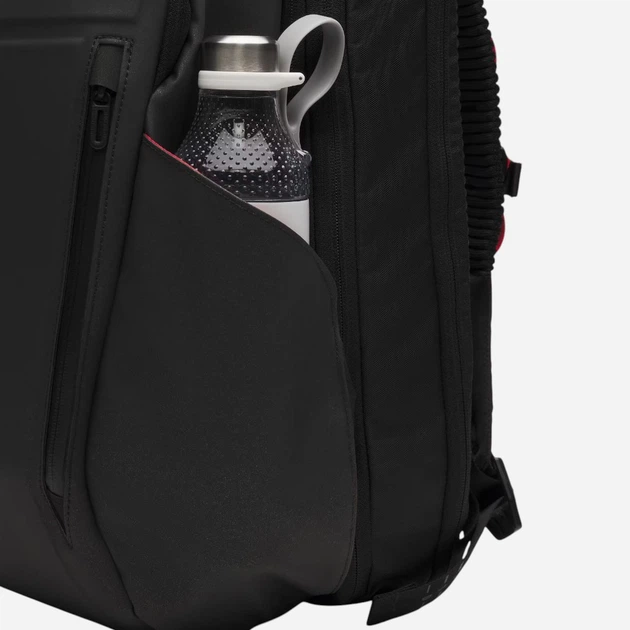 Рюкзак спортивный 28 л водонепроницаемый Under Armour Ua Hustle Elite Bp 28L 6005747-001 Черный (198632606728) - Фото 11 Рюкзак спортивный 28 л водонепроницаемый Under Armour Ua Hustle Elite Bp 28L 6005747-001 Черный (198632606728) - изображение 11