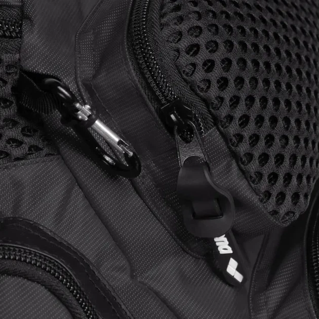 Рюкзак спортивный 45 л вмещает формат А4 Arena One Go Backpack 45L 010231-100 Черный (3468337635918) - изображение 11