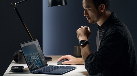 Ноутбук 15.6" Asus ZenBook Pro 15 Flip Q539ZD (Q539ZD-EVO.I71TBL) Blue - Фото 9 Ноутбук 15.6" Asus ZenBook Pro 15 Flip Q539ZD (Q539ZD-EVO.I71TBL) Blue - зображення 9