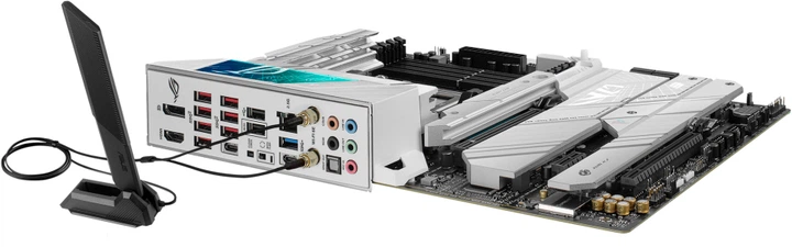 Материнская плата Asus ROG STRIX X670E-A Gaming Wi-Fi (sAM5, AMD