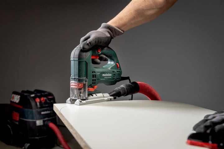 Лобзик Metabo STEB 100 Quick пластиковий кофр (601110500) - Фото 2 Лобзик Metabo STEB 100 Quick пластиковий кофр (601110500) - зображення 2