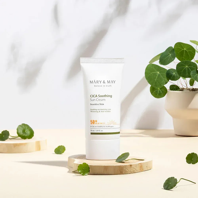 Сонцезахисний крем Mary&May Cica Soothing SPF50+ PA++++ 50 мл (8809670681609) - зображення 5
