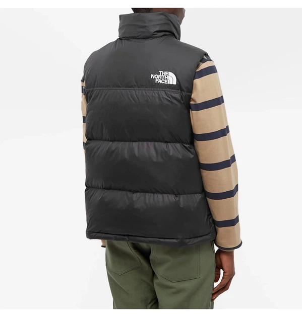 Жилетка мужская The North Face 1996 Retro Nuptse L Чорний NF0A3JQQLE4 - Фото 4 Жилетка мужская The North Face 1996 Retro Nuptse L Чорний NF0A3JQQLE4 - изображение 4