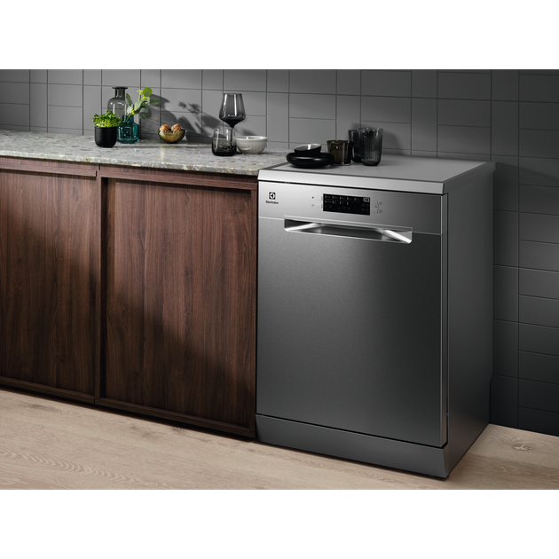 Посудомоечная машина Electrolux ESM64831SX - изображение 11
