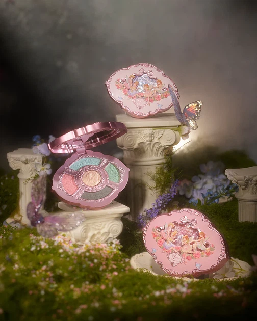 Палетка теней от Flower Knows из коллекции Midsummer Fairytales