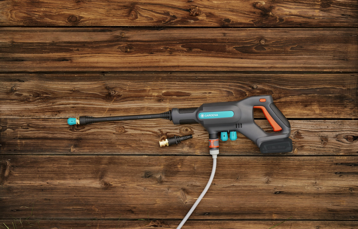 Myjka ciśnieniowa Gardena AquaClean Premium Set 24 bar 300 W (14800-31.000.00) - obraz 9