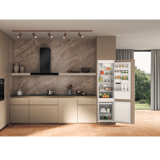 Встраиваемый холодильник Whirlpool WHC20D011B1 - изображение 7