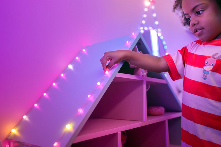 Girlanda LED Smart Twinkly Candies Heart RGB 200 IP20 12 m kabel USB-C Zielony (TWKH200RGB-G) - obraz 8