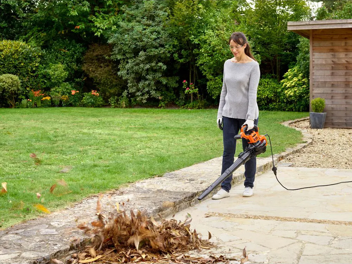 Садовий пилосос електричний Black+Decker BEBLV301 - зображення 13