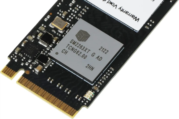 SSD диск AMD Radeon R3 128GB M.2 2280 NVMe PCIe 3.0 x4 3D NAND TLC (R3MP30128G8) - Фото 5 SSD диск AMD Radeon R3 128GB M.2 2280 NVMe PCIe 3.0 x4 3D NAND TLC (R3MP30128G8) - изображение 5