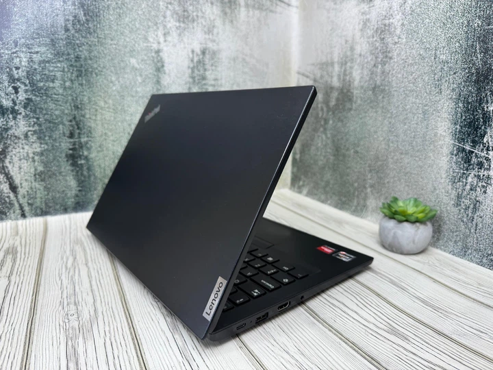 Бизнес-ноутбук Lenovo ThinkPad E14 G3 |14" Full HD IPS|Ryzen 3 5300U|16 GB|SSD 256 GB | Windows 10 | для работы обучения | Мощный | надежный - Б/У - Фото 3 Бизнес-ноутбук Lenovo ThinkPad E14 G3 |14" Full HD IPS|Ryzen 3 5300U|16 GB|SSD 256 GB | Windows 10 | для работы обучения | Мощный | надежный - Б/У - изображение 3