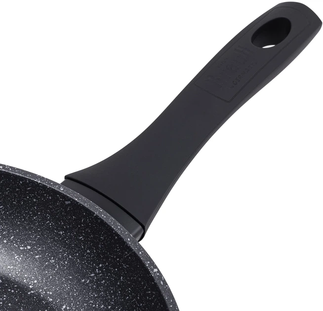 Сковорода алюминиевая Krauff Prime Chef с антипригарным мраморным покрытием 24 см (25-45-243) - Фото 5 Сковорода алюминиевая Krauff Prime Chef с антипригарным мраморным покрытием 24 см (25-45-243) - изображение 5