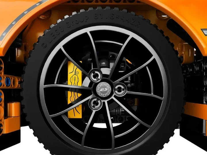 Конструктор Technic Porsche 911 GT3 RS, 2704 деталей - Фото 4 Конструктор Technic Porsche 911 GT3 RS, 2704 деталей - зображення 4