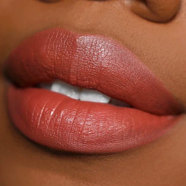 Суперстойкая помада Ofra Long Lasting Liquid Lipstick, 8г - Фото 2 Суперстойкая помада Ofra Long Lasting Liquid Lipstick, 8г - изображение 2
