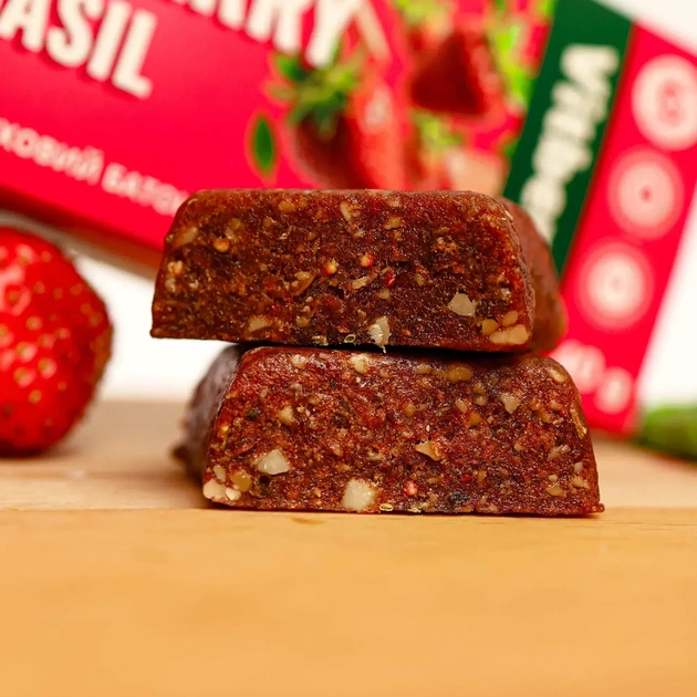 Батончик орехово-фруктовый, вкус клубника-базилик, 40 г, 1 шт. - изображение 2
