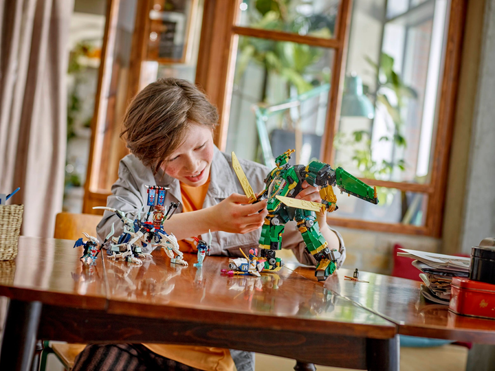 Klocki konstrukcyjne LEGO Ninjago Odrzutowy mech Lloyda 1112 elementow (71845) (955555911856571) - Outlet - obraz 12