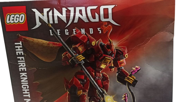 Klocki konstrukcyjne LEGO Ninjago Legends Mech ognistego rycerza 996 elementow (71846) (955555912017595) - Outlet - obraz 3