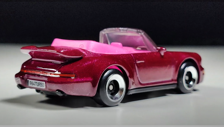 Hot Wheels Porsche 911 Turbo 3.3 ×2 Машинка Базова Hot Wheels Porsche 911 Turbo Cabriolet Then and Now