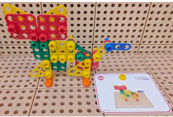 Набір блоків з геометричних фігур Masterkidz Для стінових панелей STEM 260 елементів (6955920031181) - зображення 7