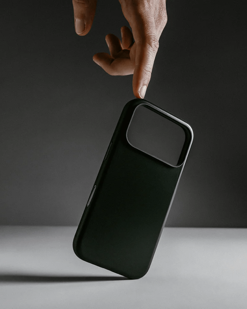 Чохол Nomad Modern Vulcan Black для iPhone 17 Pro Max - Фото 2 Чохол Nomad Modern Vulcan Black для iPhone 17 Pro Max - зображення 2