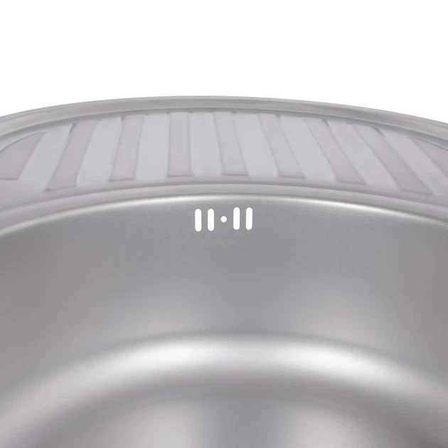 Кухонна мийка Brinex 7750 0,8 мм Satin (BRIN7750SAT08) - Фото 7 Кухонна мийка Brinex 7750 0,8 мм Satin (BRIN7750SAT08) - изображение 7