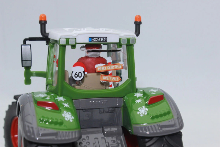 Святковий трактор Siku FARMER 2024 S3224 (4006874032242) - зображення 4
