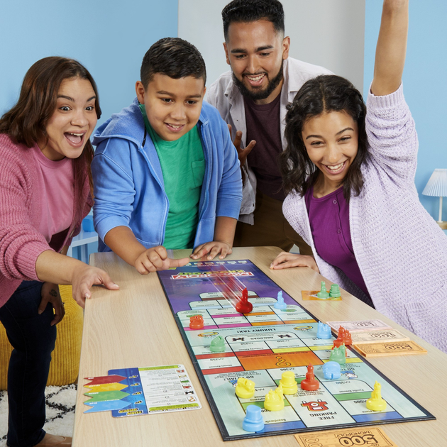 Gra planszowa Hasbro Monopoly Knockout (wersja szwedzka) (5010996218049) - obraz 7
