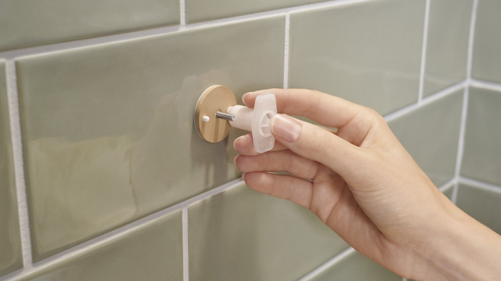 Підставка для душу TESA ALUXX кутова самоклеюча Чорна (405050000000) - зображення 6