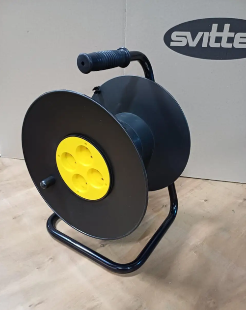 Котушка SVITTEX SV-029 порожня без подовжувачів та кабелів МЕГАвелика (до 150м) - Фото 4 Котушка SVITTEX SV-029 порожня без подовжувачів та кабелів МЕГАвелика (до 150м) - зображення 4