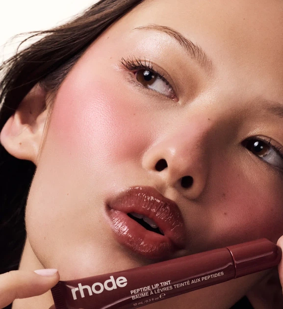 Кремовые румяна Rhode "Date cake" Pocket blush - изображение 12