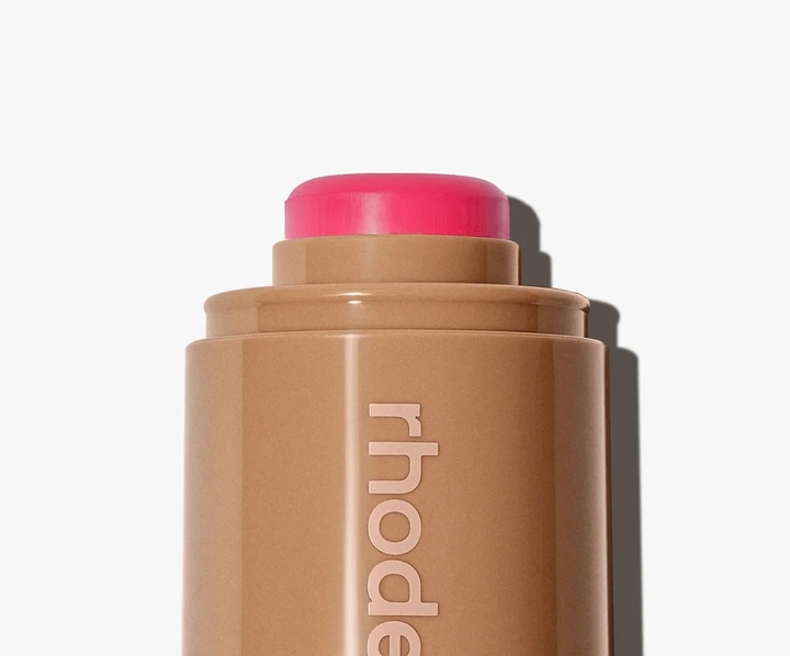 Кремовые румяна Rhode "Juice box" Pocket blush - Фото 7 Кремовые румяна Rhode "Juice box" Pocket blush - изображение 7