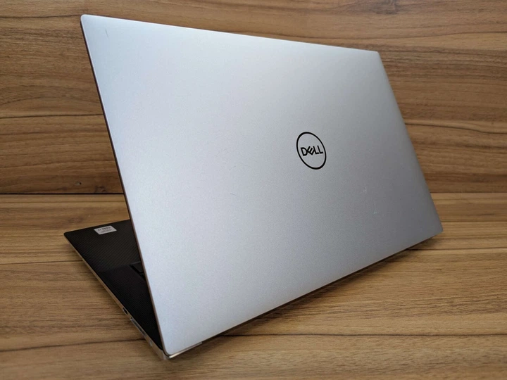 Windowsノート本体 Dell XPS15 Core i7 10750H GTX 1650Ti Dell XPS 15-15 Inch FHD+, Intel Core i7 10th Gen, 16GB Memory