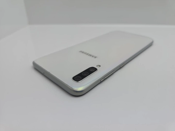 Смартфон Samsung A70 SM-A705FN/DS 6/128 NFC (б/у) – фото, отзывы