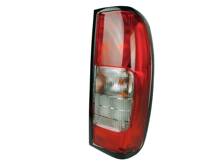 Фонарь задний правый для Nissan Navara D22 1997-2004 - изображение 2