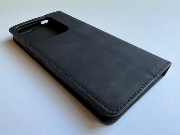 Защитный чехол-книжка K'try для Xiaomi 14 Pro черный, из матовой искусственной кожи со слотами для карт - Фото 7 Защитный чехол-книжка K'try для Xiaomi 14 Pro черный, из матовой искусственной кожи со слотами для карт - изображение 7