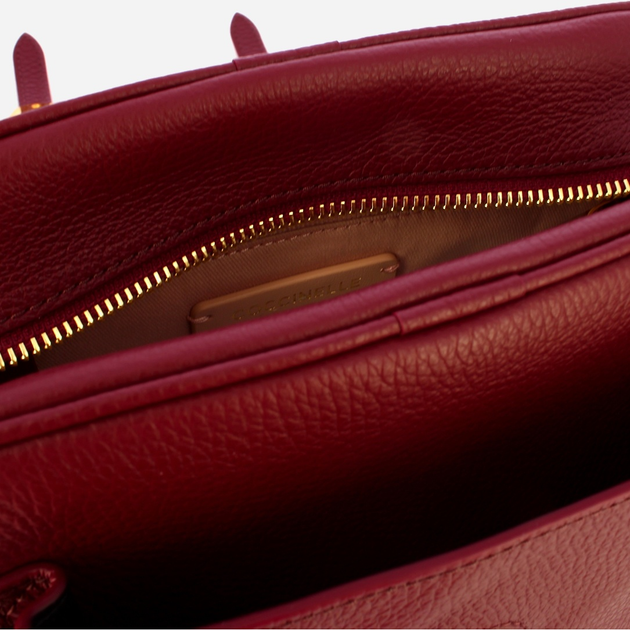 Torebka crossbody damska ze skóry naturalnej mała Coccinelle Campus E1RFF150201 R52 Bordowa (800070346011) - obraz 4