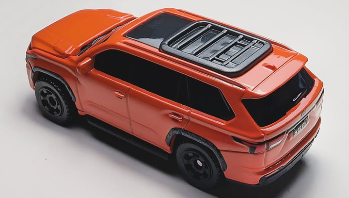 Тематична Машинка Matchbox 2024 Toyota Sequoia TRD PRO Moving