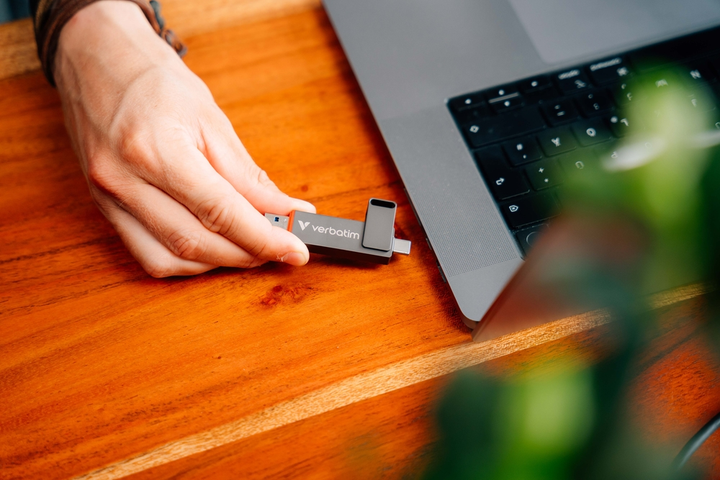 Флеш пам'ять USB Verbatim Dual QuickStick 256GB USB 3.2 Gen1 + Type-C Grey (32041) - зображення 8