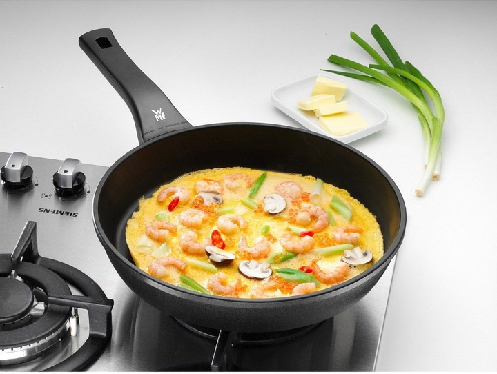 Сковорода WMF PermaDur Premium глибока 28 см (4000530666765) - зображення 6