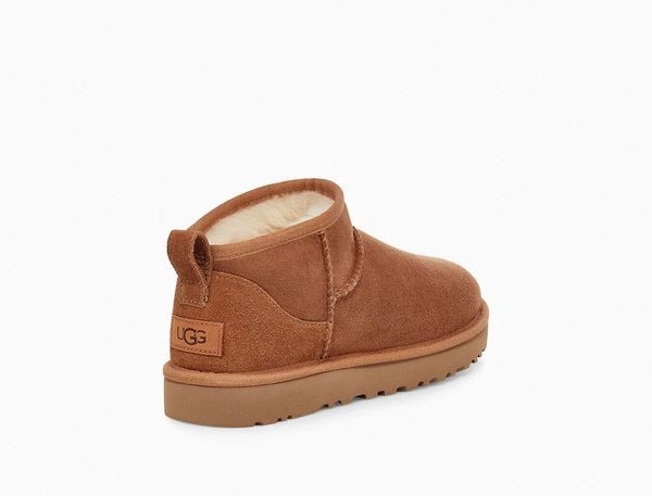 Черевики UGG Classic Ultra Mini 1116109-CHE 40 - Фото 3 Черевики UGG Classic Ultra Mini 1116109-CHE 40 - изображение 3