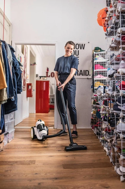 Пилосос безмішковий Karcher VC 3 Plus (1.198-060.0) - изображение 7