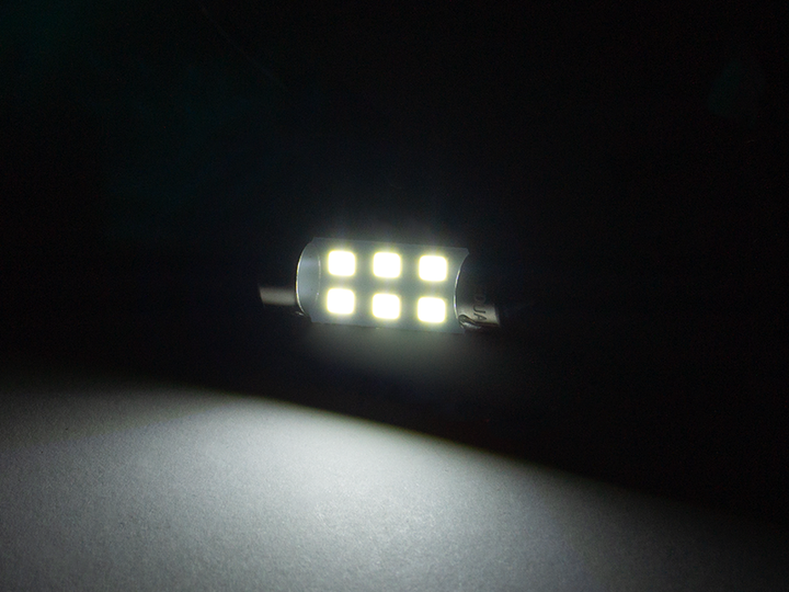Світлодіодна автолампа C5W SV8.5 12В 36мм SMD3528-6led білий - зображення 2