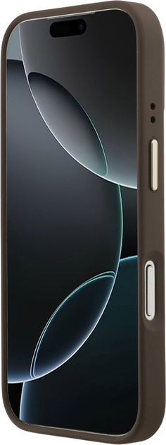 Панель Guess 4G Logo Plate MagSafe для iPhone 17 Pro Brown (3666339489786) - зображення 5