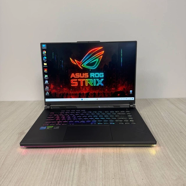 Ігровий ноутбук Б-класу Asus ROG Strix G16 G614JV / 16" (1920x1200) IPS / Intel Core i7-13650HX (14 (20) ядер по 3,6 - 4,9 ГГц) / 16 ГБ DDR5 / 1000 ГБ SSD NVMe / nVidia GeForce RTX 4060, 8 ГБ GDDR6, 128-біт / Веб-камера б/в - Фото 2 Ігровий ноутбук Б-класу Asus ROG Strix G16 G614JV / 16" (1920x1200) IPS / Intel Core i7-13650HX (14 (20) ядер по 3,6 - 4,9 ГГц) / 16 ГБ DDR5 / 1000 ГБ SSD NVMe / nVidia GeForce RTX 4060, 8 ГБ GDDR6, 128-біт / Веб-камера б/в - зображення 2