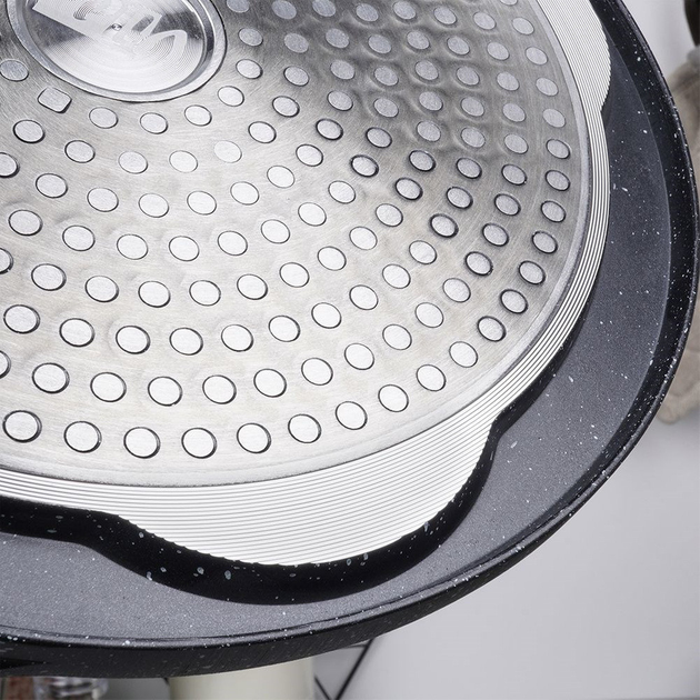 Сковорода для яєць Vilde Black & Wood гранітова на 4 відділи 26 см (5904316465087) - зображення 3