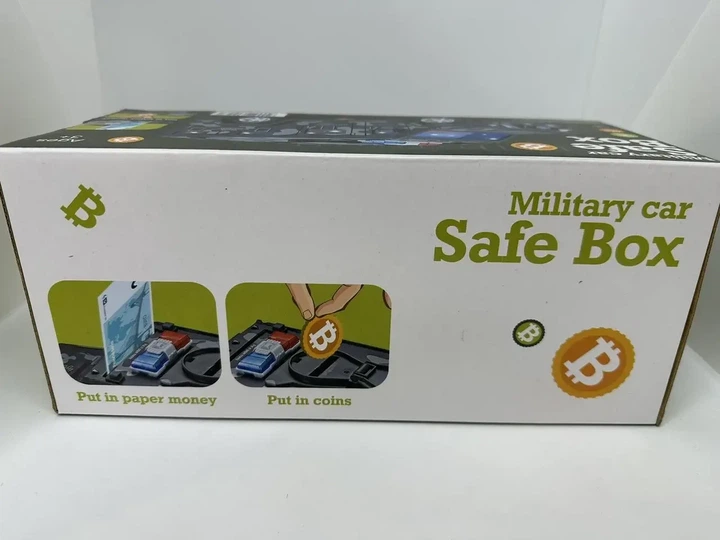Дитяча обертова скарбничка-сейф для грошей Military car Safe Box з музикою у формі військової машини - зображення 10