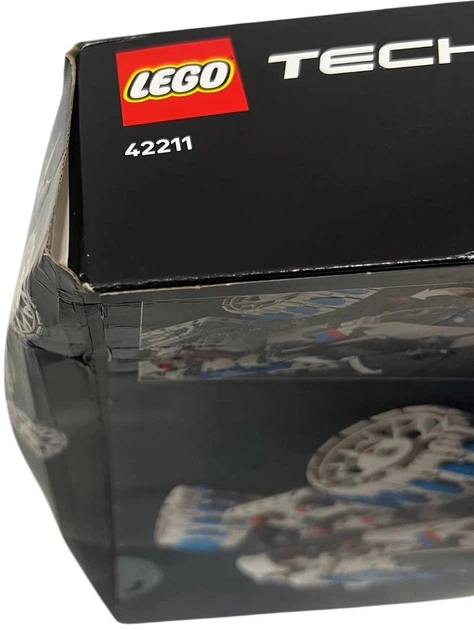 Zestaw klocków LEGO Technic Kosmiczny łazik księżycowy Lunar Outpost 1082 elementy (42211) (5702017816340) (955555912321468) - Outlet - obraz 4